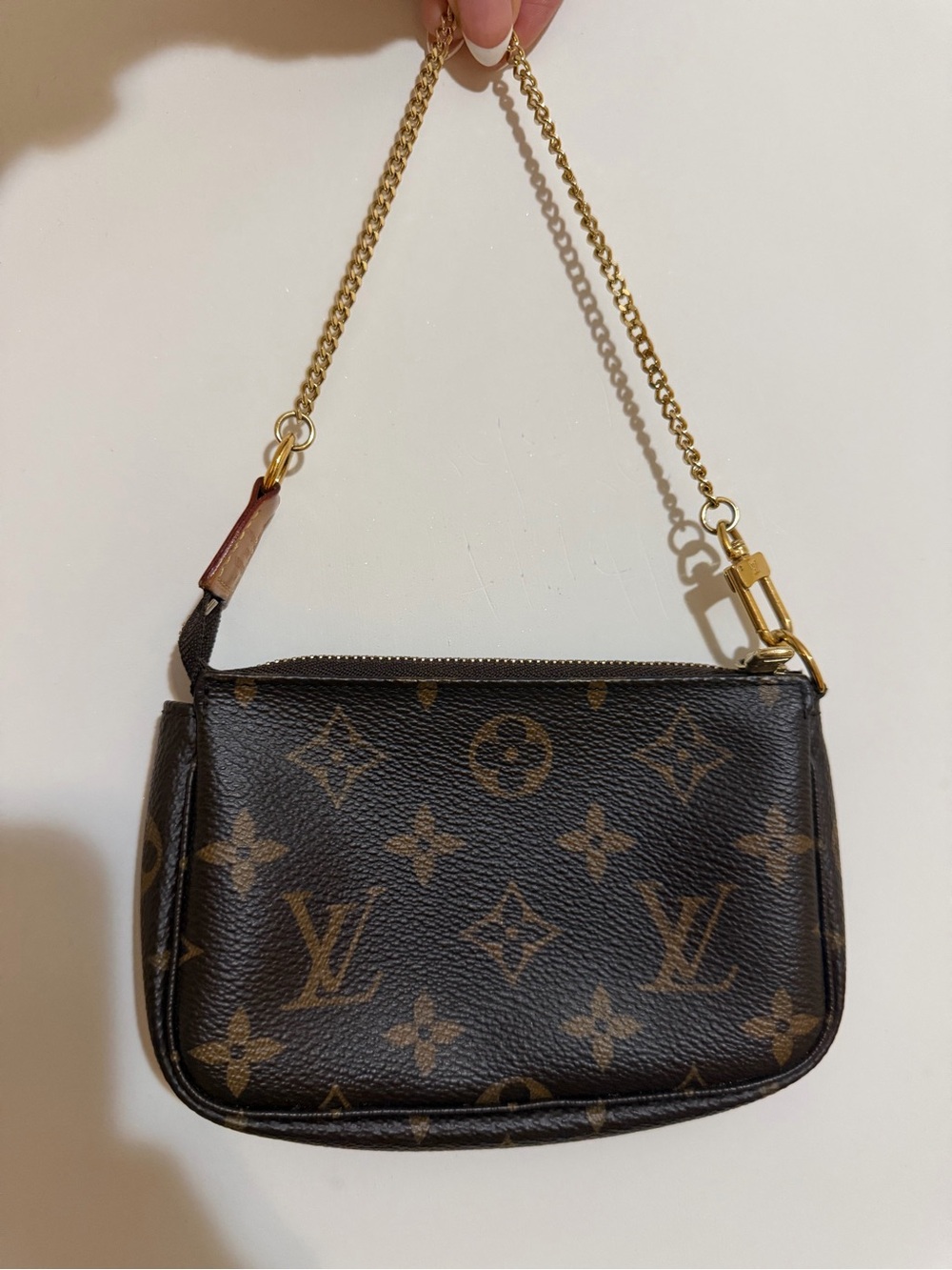 Louis Vuitton, mini pochette accessoires
